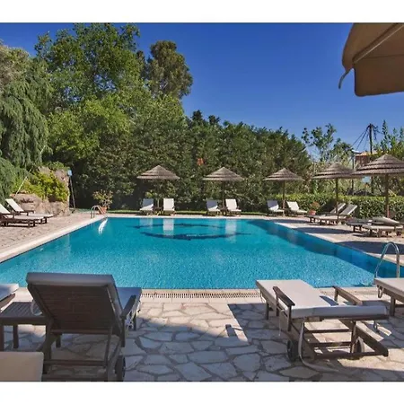 Corfu Club Maisonette 2 * Danilia